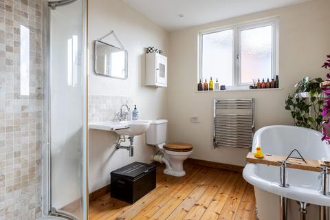 2 bedroom end of terrace house for sale, Hartington Road, Brighton