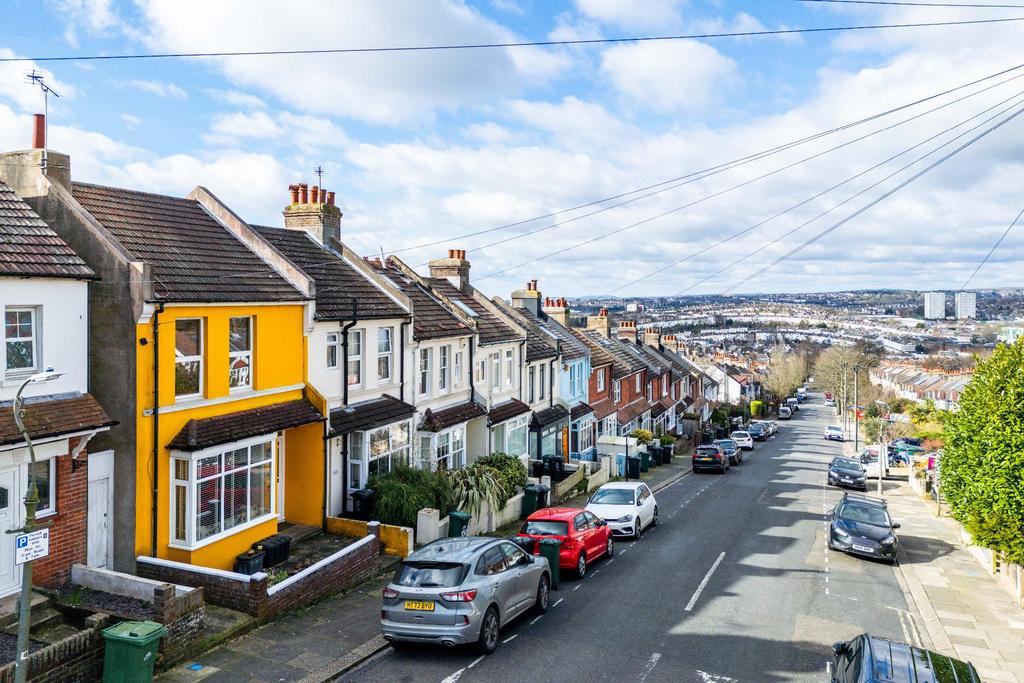 House in Brighton - More