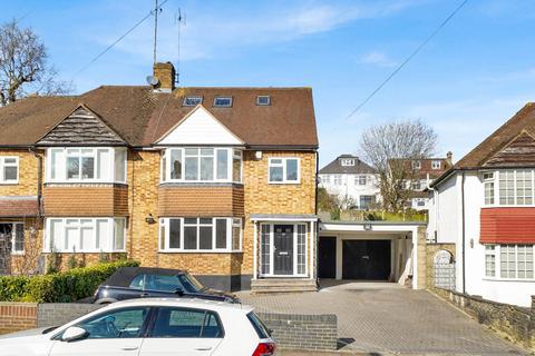5 bedroom semi-detached house to rent, Friern Mount Drive, Whetstone, N20