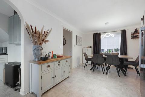 2 Ailsa Mews, Rochester, ME1 3HA
