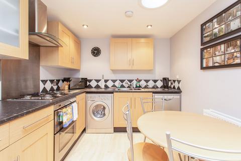 2 bedroom apartment for sale, High Street, Whitstable, CT5