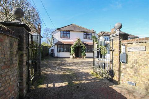 3 bedroom detached house for sale, Doddinghurst Road, Doddinghurst, Brentwood