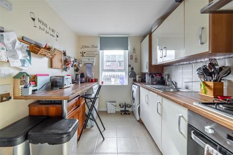 3 bedroom semi-detached house for sale, Northumbrian Way, Newcastle Upon Tyne, NE12