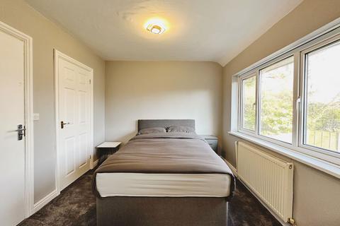 Studio to rent, Overton Road, Acocks Green, B27