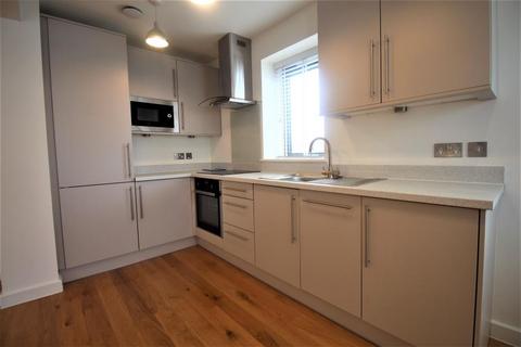 1 bedroom apartment to rent, Broadway, Woking GU21