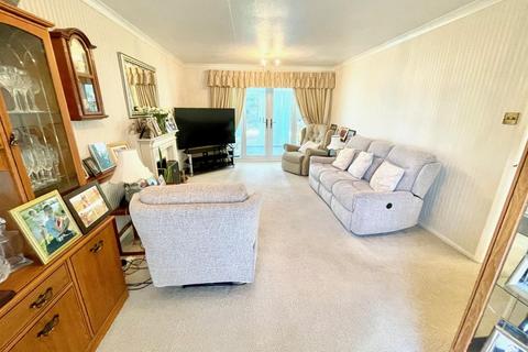 51 Apsley Way, Longthorpe, Peterborough, PE3 9NZ