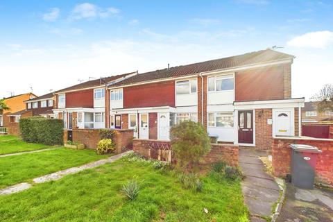 1 bedroom maisonette for sale, Owlscastle Close, Horsham RH12