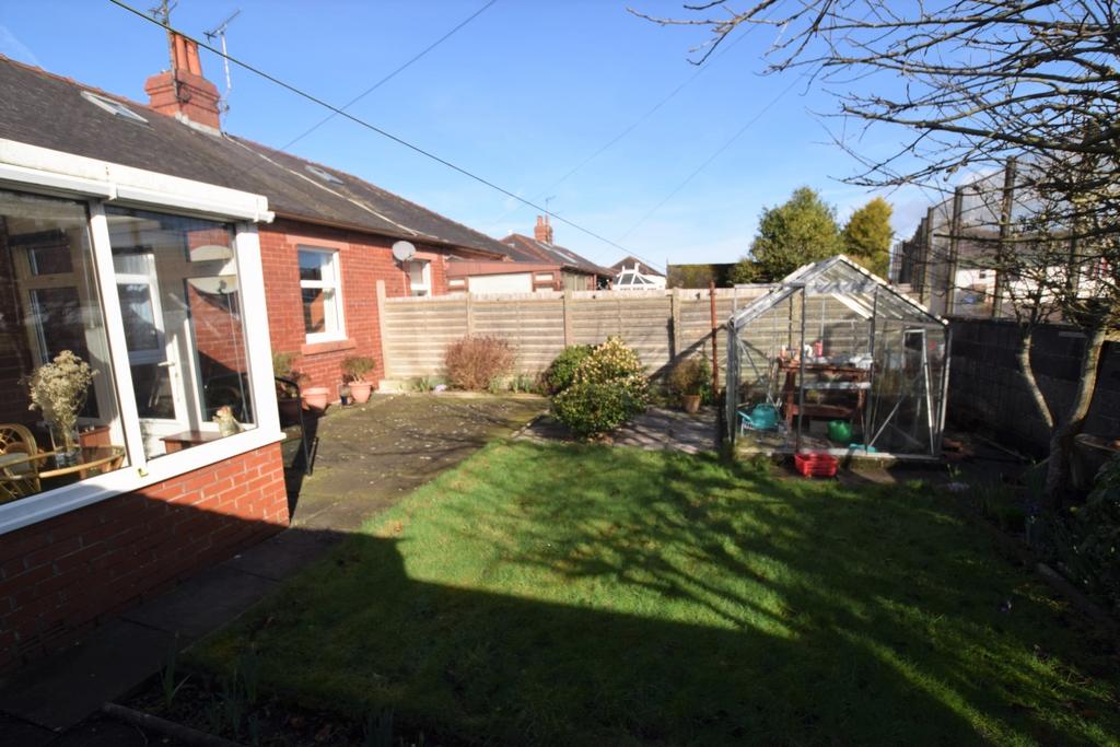 41 Albert Road, Dumfries, DG2 9 DN - Grieve Grierso