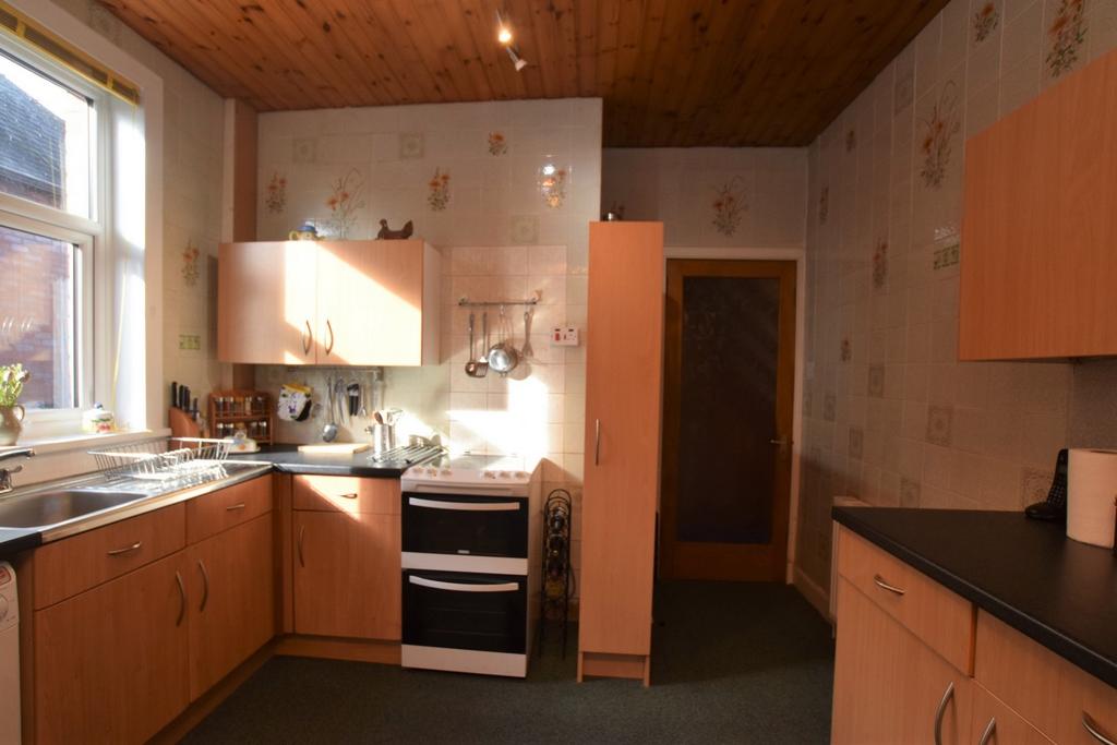 41 Albert Road, Dumfries, DG2 9 DN - Grieve Grierso