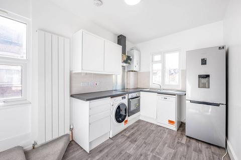 1 bedroom flat to rent, Graham Road, Harrow Weald, Harrow, HA3