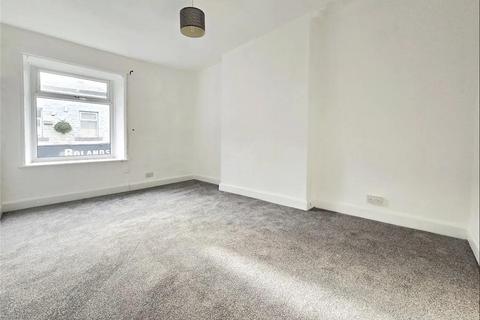 1 bedroom flat to rent, Links Road