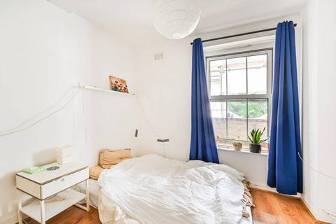 3 bedroom flat for sale, Camden Park Road, Camden Town, London, NW1