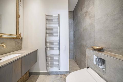 Flat 4, 29 Mount Park Crescent, London, W5 2RN