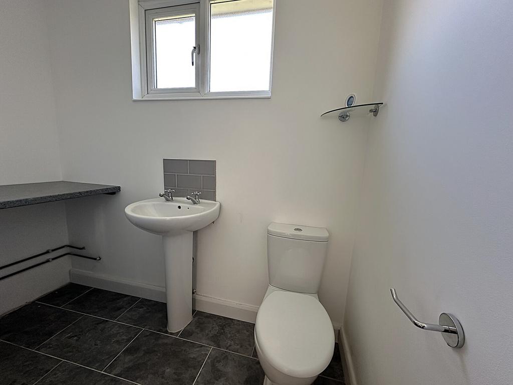 Ground Floor Wc
