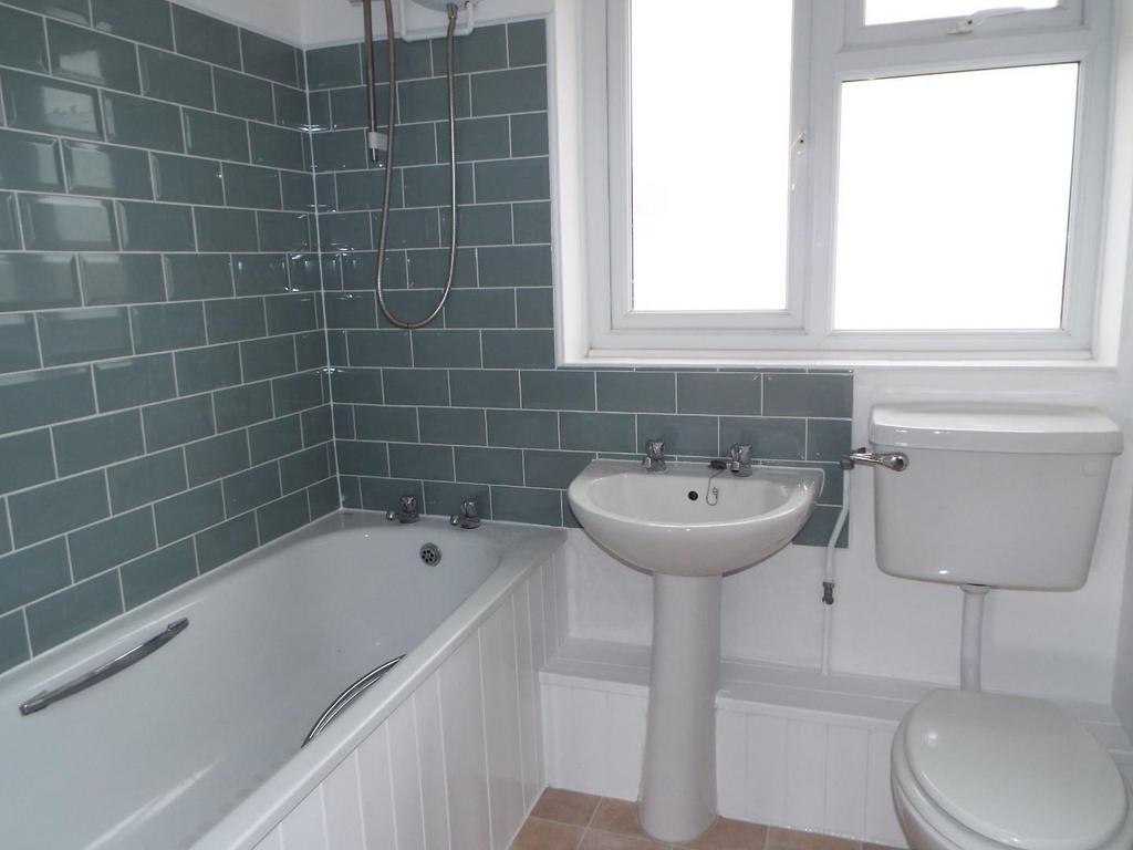Bathroom.JPG