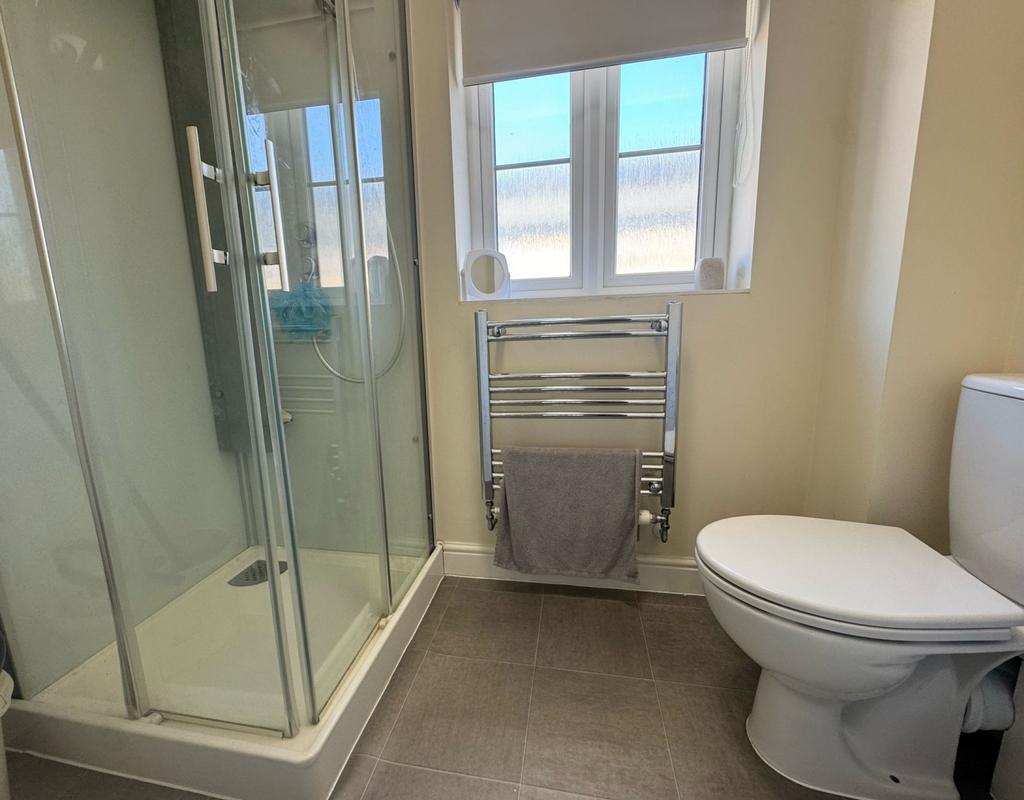 Ensuite bathroom