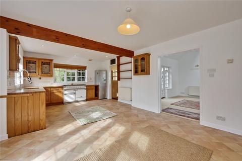 4 bedroom detached house to rent, Smithfield Lane, Headley Down, Bordon, Hampshire, GU35