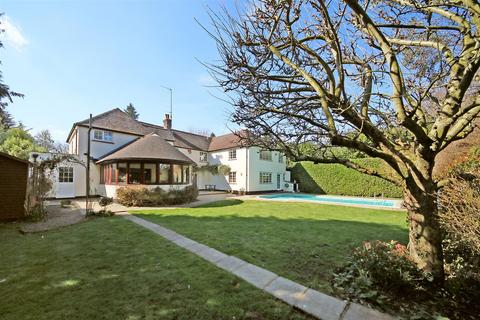 5 bedroom detached house for sale, The Avenue, Radlett WD7