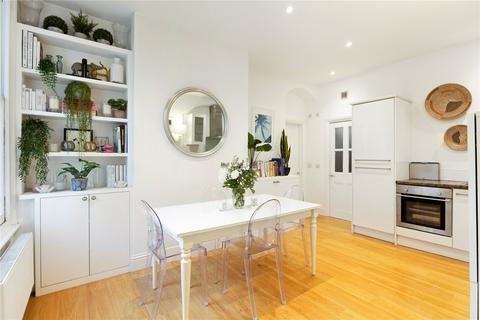 1 bedroom apartment for sale, St. Philip Square, London, SW8