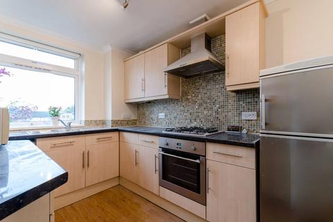 1 bedroom flat to rent, Ashburton Road, East Croydon, Croydon, CR0