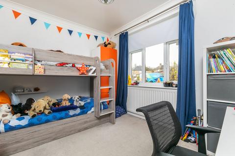 15 Mount Close, Winchester, SO22 6ET