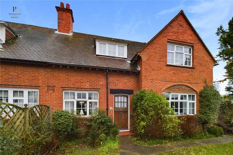 3 bedroom end of terrace house for sale, Woodmansterne Lane, Wallington, SM6