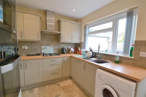 2 bedroom detached bungalow for sale, Farley Road, Malvern