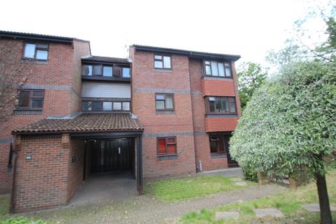 1 bedroom flat to rent, Clarendon Close, Old Town, Hemel Hempstead