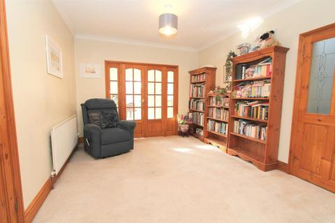 145 Stanley Road, Carshalton, SM5 4LW