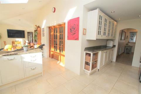 145 Stanley Road, Carshalton, SM5 4LW