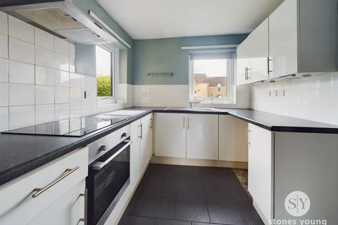 3 bedroom terraced house for sale, Avebury Close, Blackburn, BB2