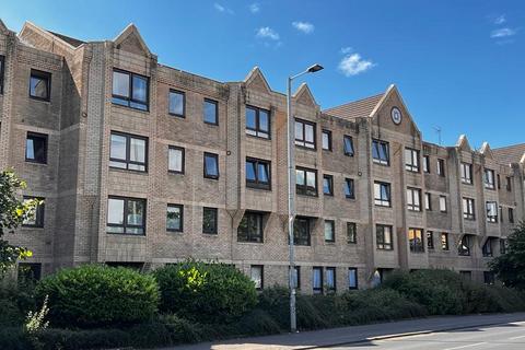 2 bedroom flat to rent, Milnpark Gardens, Glasgow G41