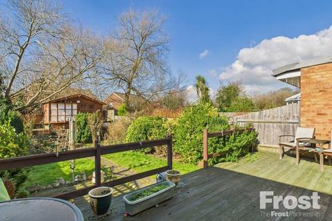 3 bedroom semi-detached house for sale, Nursery Gardens, Staines-upon-Thames, Surrey, TW18