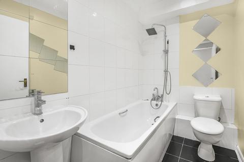 1 bedroom apartment for sale, Morden Road, Mitcham, CR4