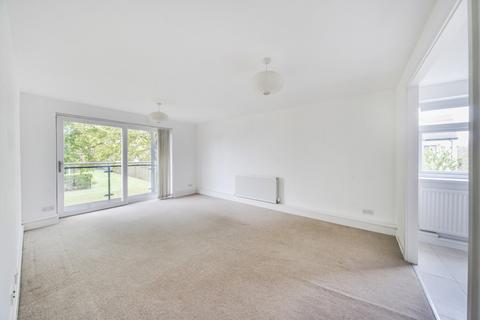8 Wallace Close, Uxbridge, UB10 0SB