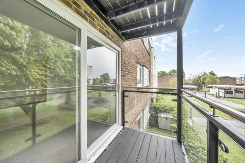 8 Wallace Close, Uxbridge, UB10 0SB