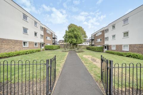 8 Wallace Close, Uxbridge, UB10 0SB
