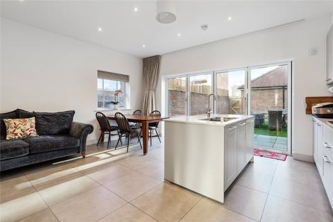 4 bedroom semi-detached house for sale, Albright Gardens, Walton-On-Thames, KT12