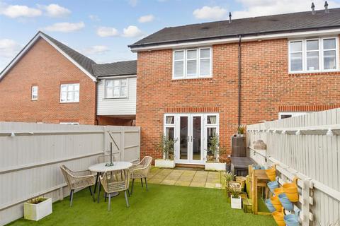 3 bedroom end of terrace house for sale, Huntley Mews, Southwater, Horsham, West Sussex