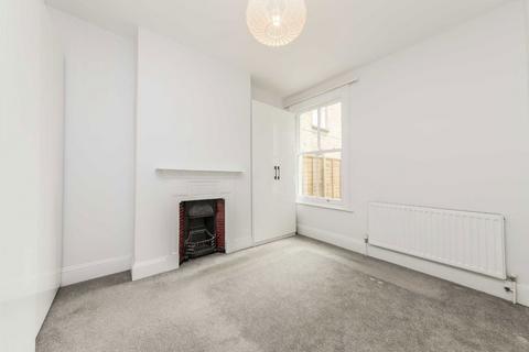 1 bedroom flat to rent, Radbourne Road, London SW12