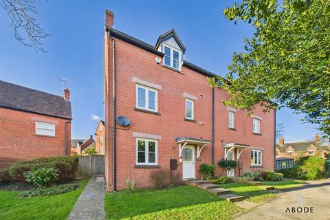 4 bedroom house for sale, Hall Yard, Stoke-On-Trent ST10