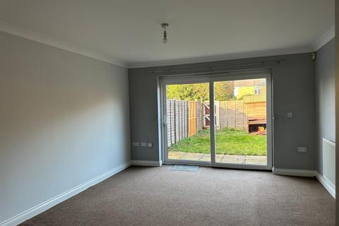 2 bedroom property to rent, St. Lawrence Chase, Ramsgate, CT11