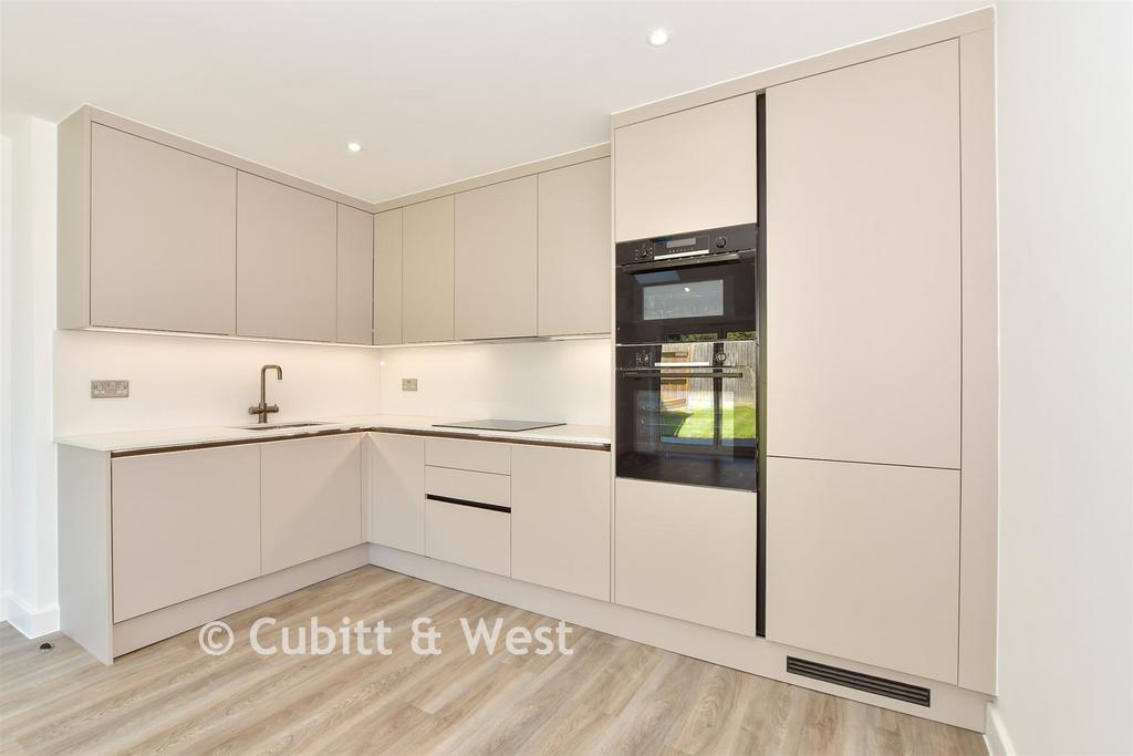 Lounge/Kitchen