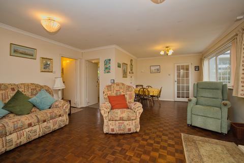 3 bedroom bungalow for sale, Radley Close, Broadstairs, CT10