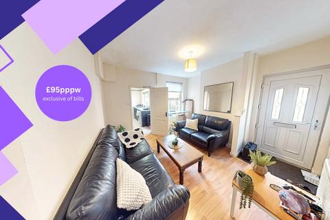 3 bedroom semi-detached house to rent, 10 St Pauls Avenue, Nottingham, NG7