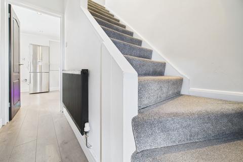 2 Forge Avenue, Calverton, Nottingham, NG14 6HU