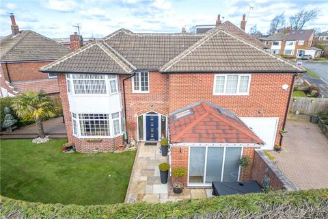 4 bedroom detached house for sale, Kirkwood Drive, Cookridge, Leeds, West Yorkshire