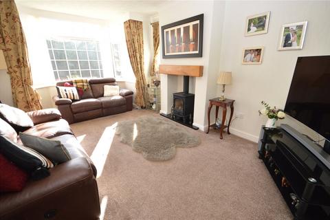 4 bedroom detached house for sale, Kirkwood Drive, Cookridge, Leeds, West Yorkshire