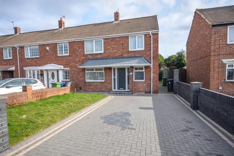 2 bedroom end of terrace house for sale, Froude Avenue, South Shields