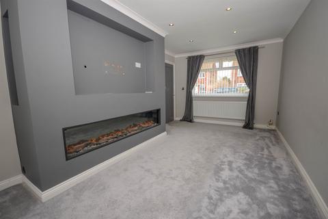 2 bedroom end of terrace house for sale, Froude Avenue, South Shields